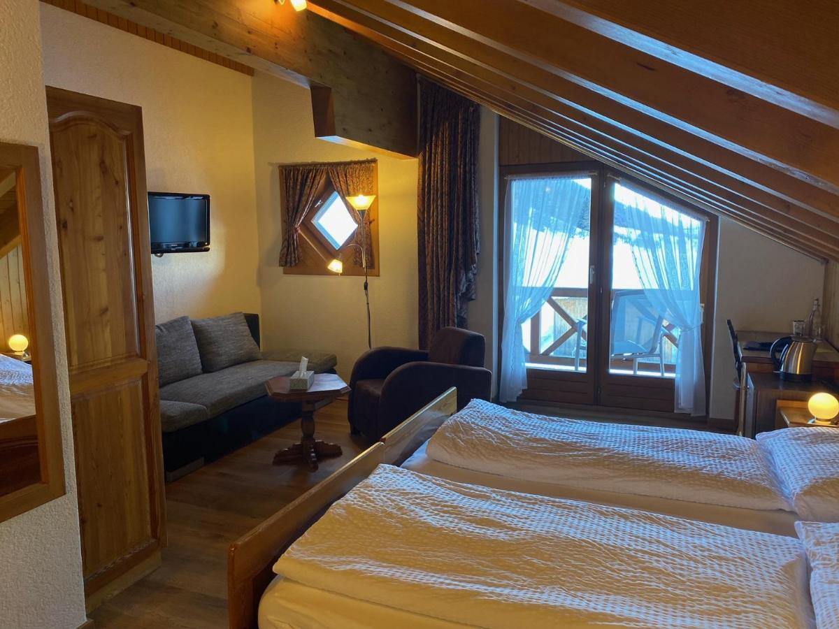 Hotel Alpenhof Oberwald Zewnętrze zdjęcie