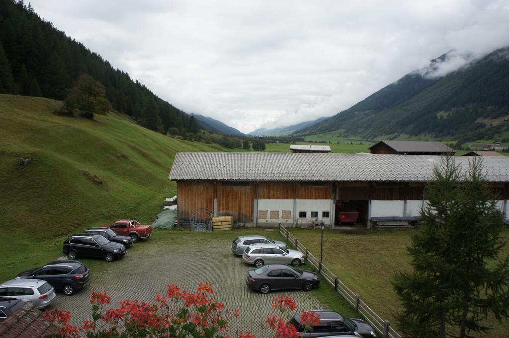 Hotel Alpenhof Oberwald Zewnętrze zdjęcie