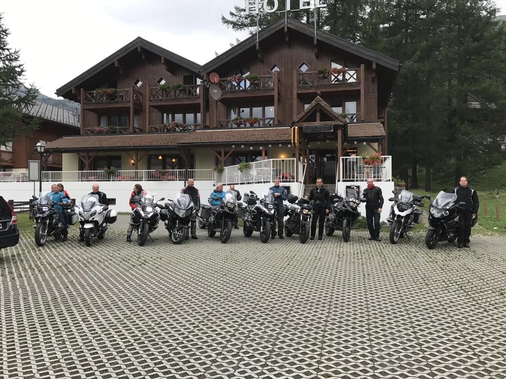 Hotel Alpenhof Oberwald Zewnętrze zdjęcie